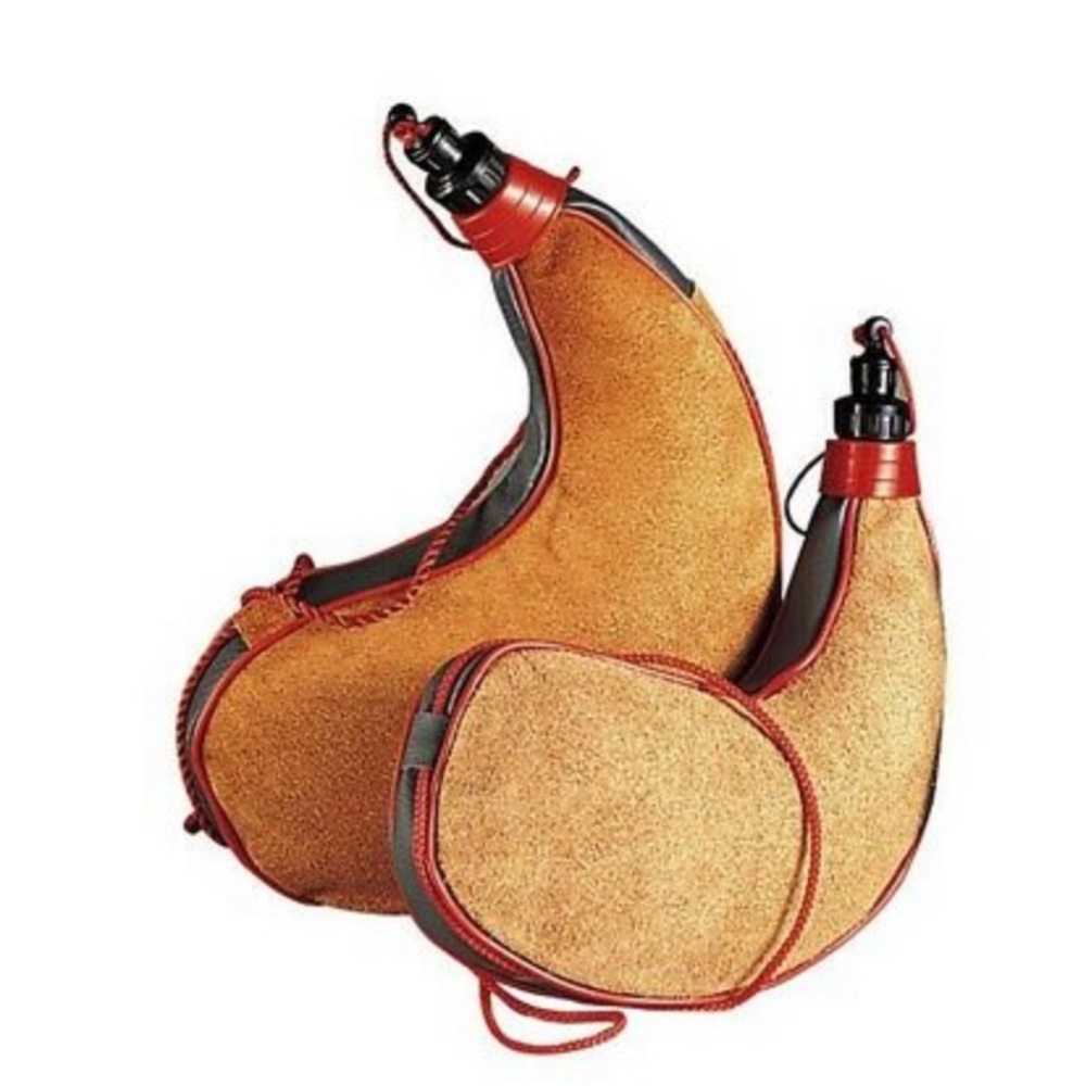 Vintage Alpine Crafts Basque Leather Wine battle